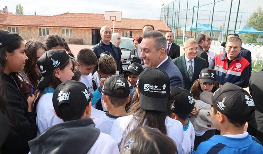 Köyden Geleceğe Bilim ve Teknoloji Projesi-Arifegazili Köyü’nde açıldı