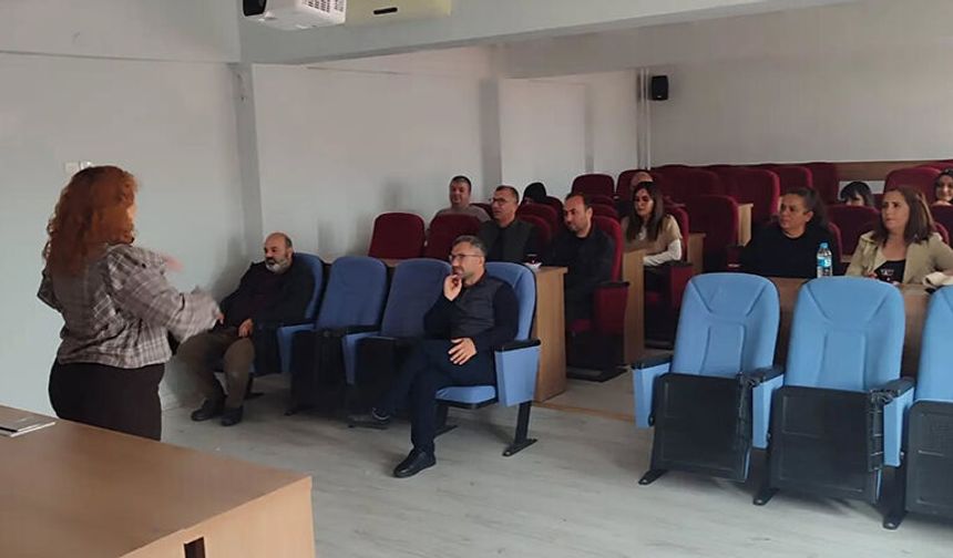 Erken çocukluk döneminde dijital bağımlılık eğitimi