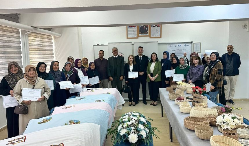 Doğanın Dokusu; Sazdan Sanata Yünden Yorgana" Projesi sona erdi