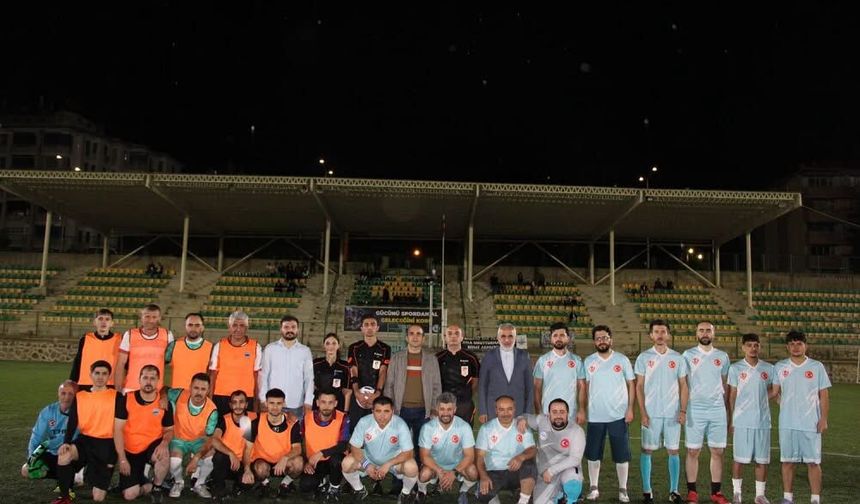 İskilip’te düzenlenen futbol turnuvası açılış maçı ile başladı
