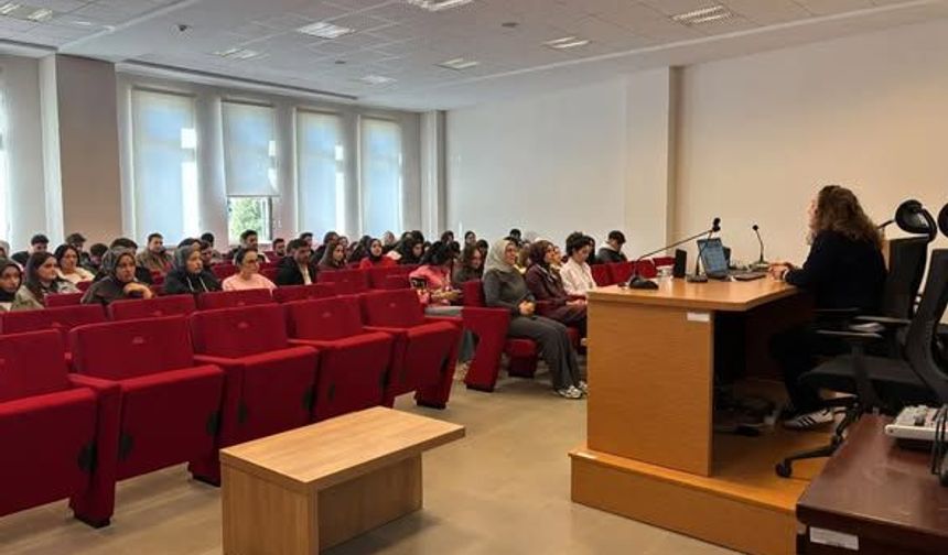 Alaca MYO’da TÜBİTAK projeleri tanıtıldı