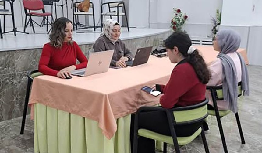 Öğrencilere Mesleki Farkındalık ve İş Arama Becerilerine Yönelik Eğitim