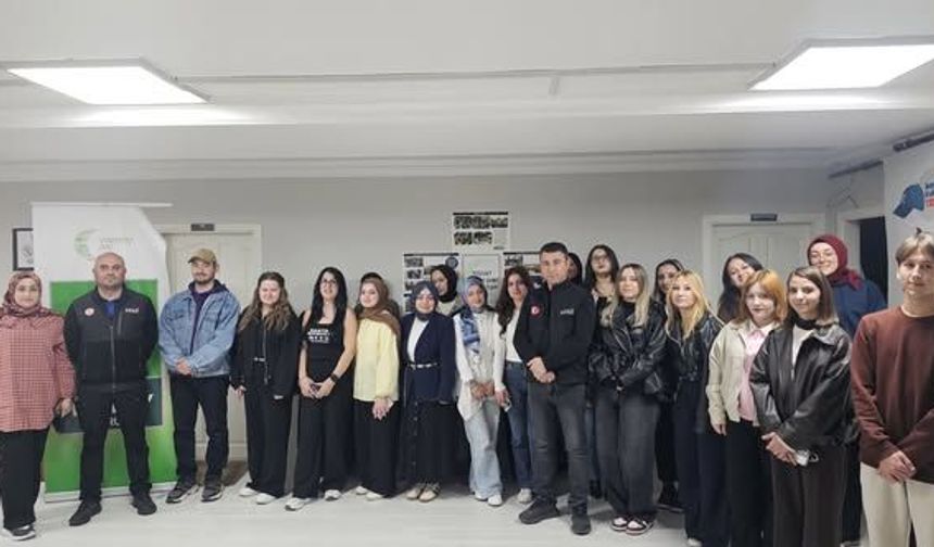 Yeşilay gönüllülerine AFAD’dan eğitim