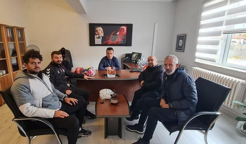Sungurlu’daki okullara spor desteği