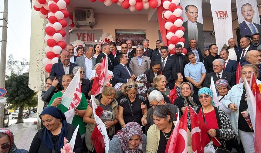 Gökhan Günaydın, partisinin Mecitözü ilçe binasını açtı