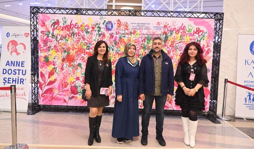 Pembe Çorum’la her yerdeler herkese ulaşıyorlar