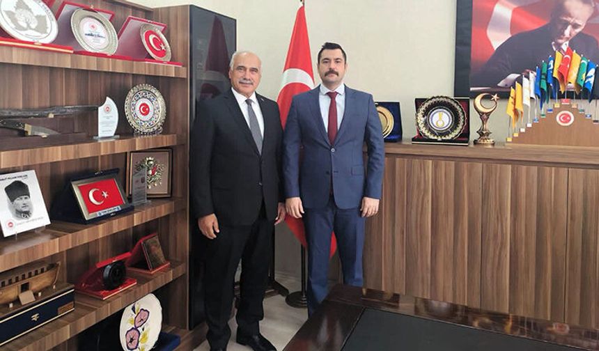 Başkan Çizikci, Çorum 1. Ağır Ceza Mahkemesi Başkanı Mehmet Kurt’u ziyaret etti