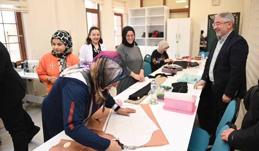 Kadın Kültür Merkezleri dikiş kursları başlıyor