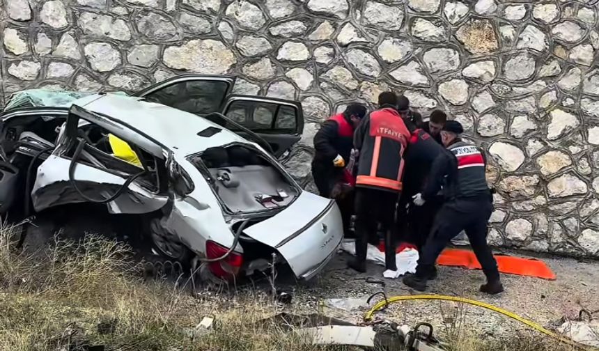 Alaca Yozgat yolu kana bulandı! 4 kişi öldü 2 kişi yaralandı