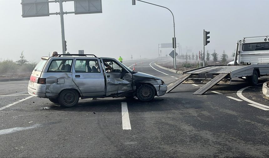 Yoğun sis can alıyordu Kavşak Savaş Alanına Döndü: 3 Yaralı!