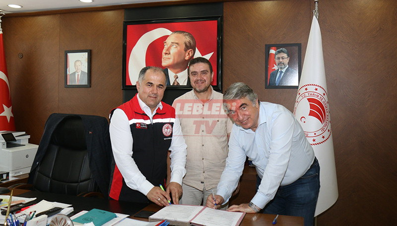 Kafeste Balık