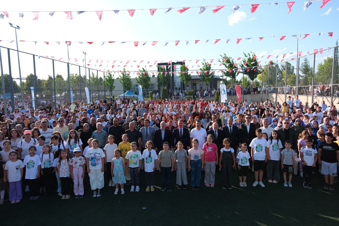 Yaz Okulları Coşkulu Şölenle Başladı (10)