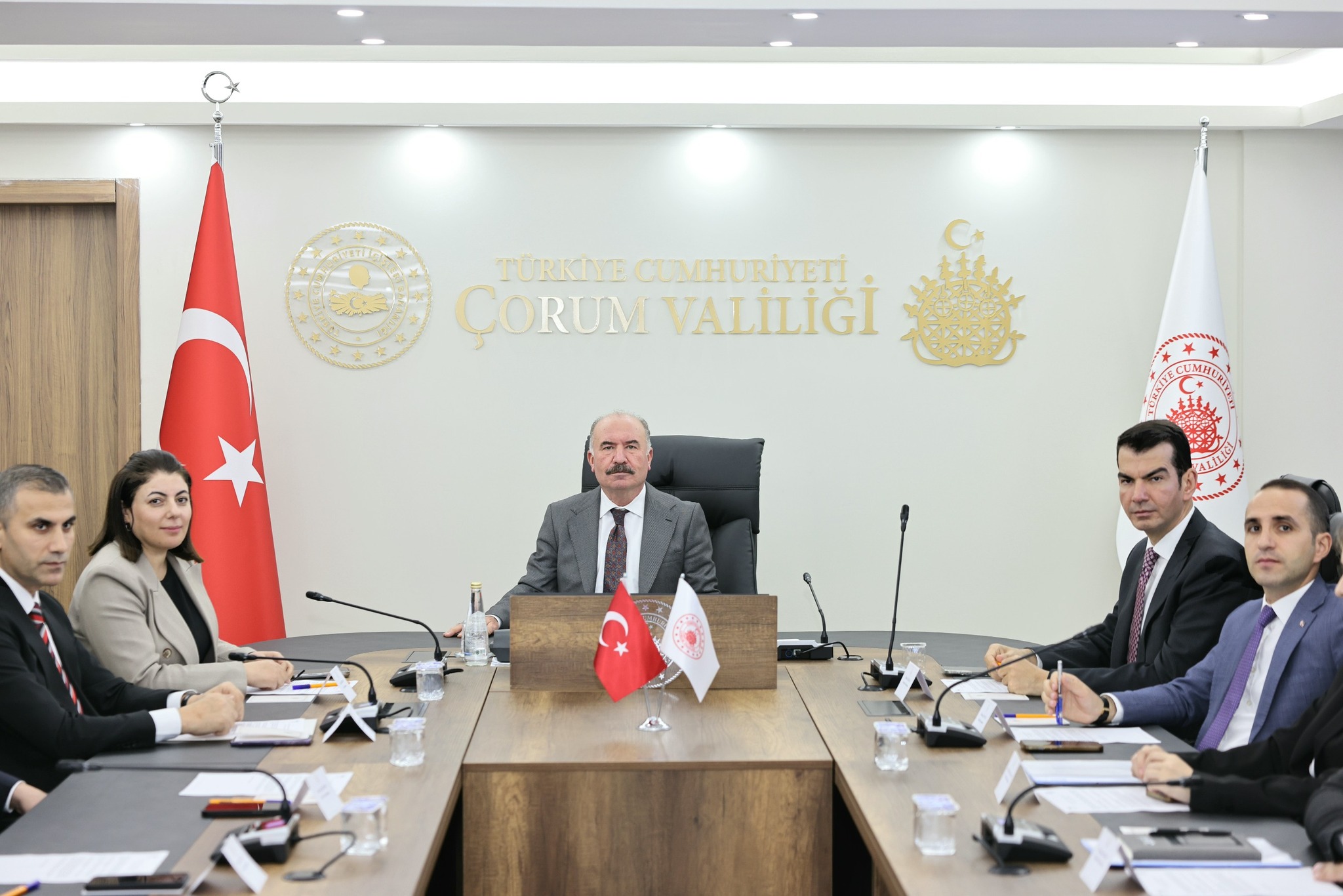 571572941 1229464715884106 2963900046745481690 N