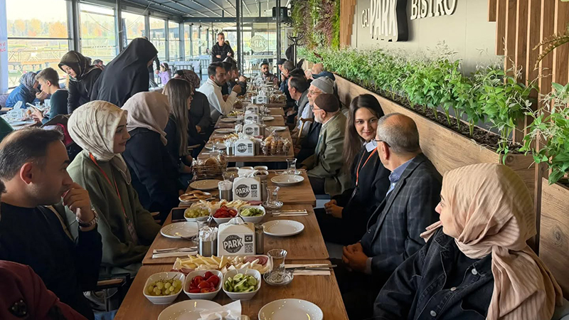 571990898 18334341118238372 3888662051734358284 N