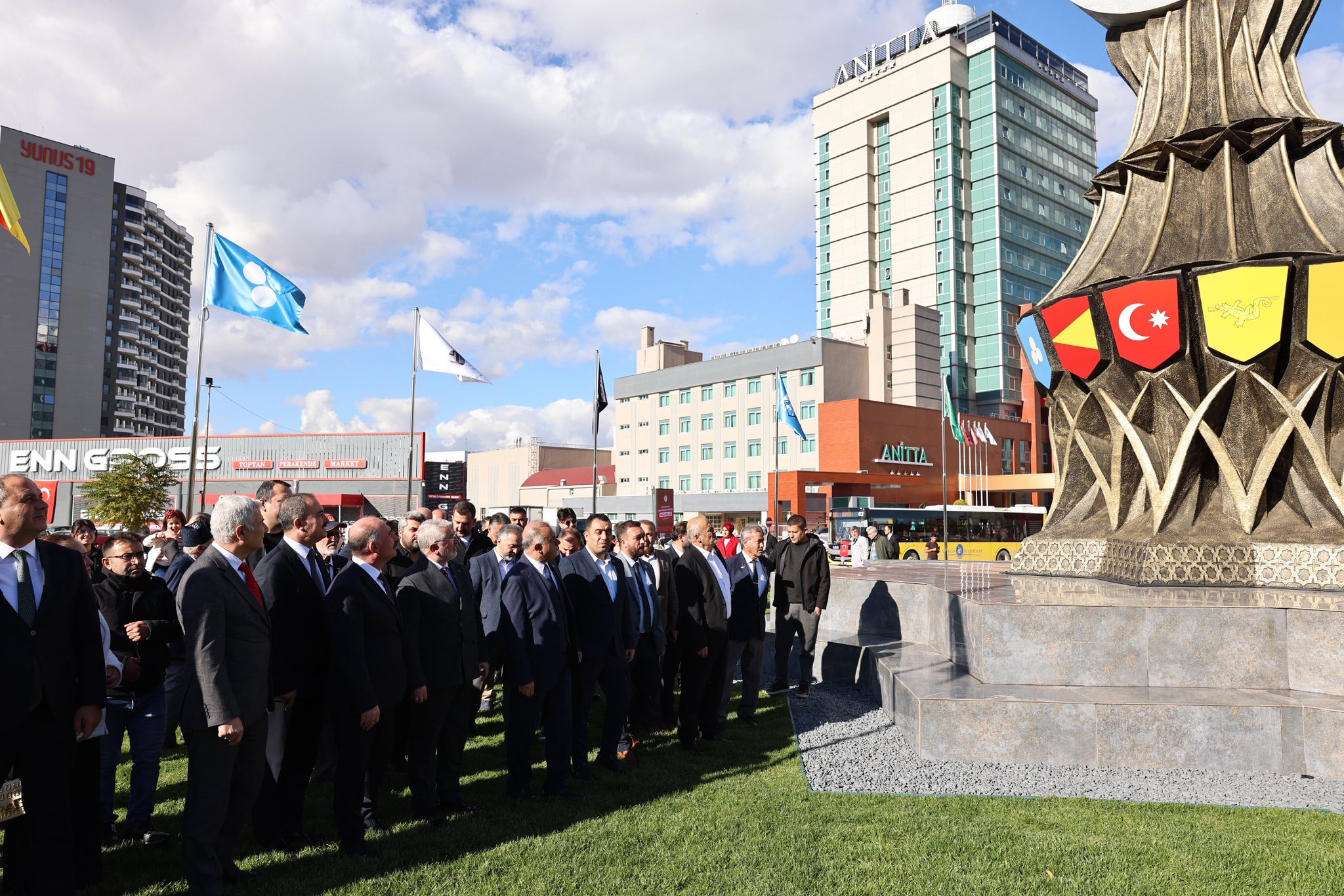 572113265 1228675405963037 6293130340897477657 N