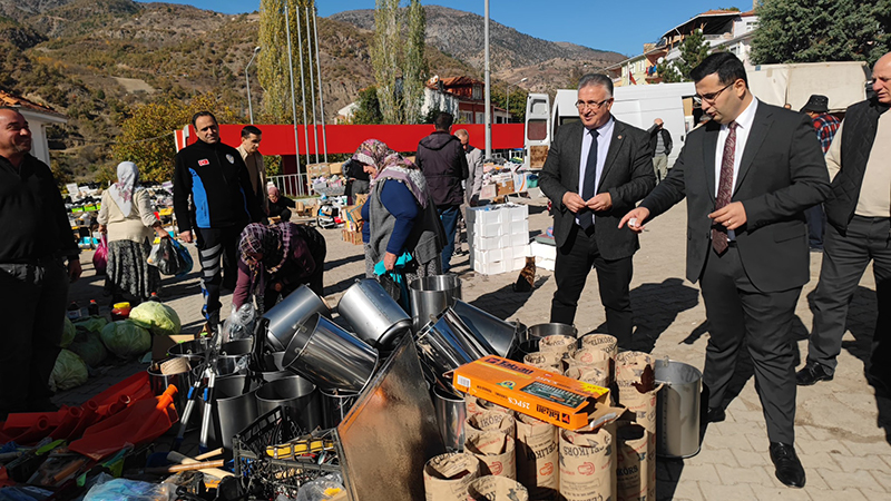 574243960 825009483596079 1999046563485389977 N