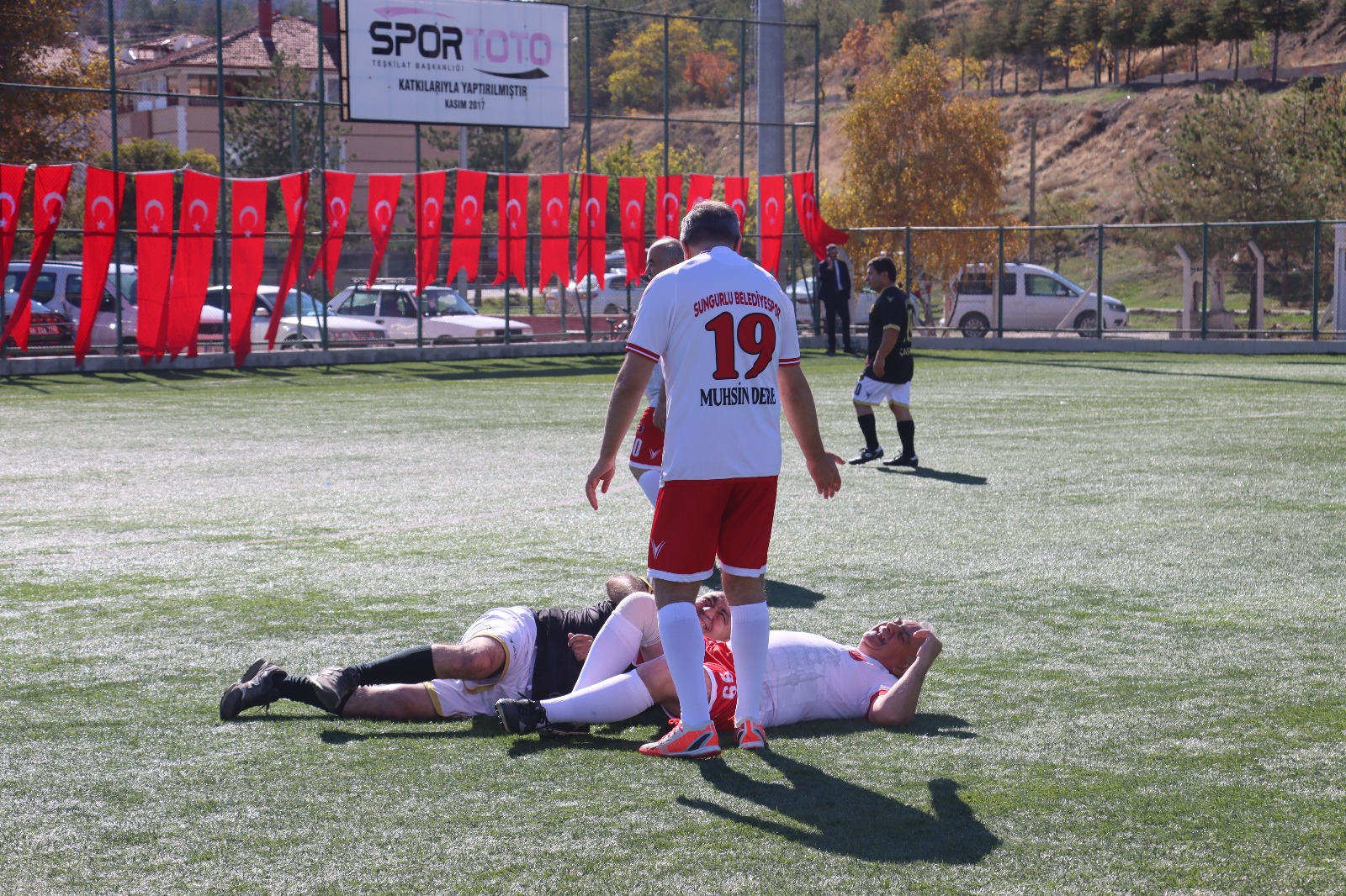 A A 20251029 39557764 39557759 C O R U M S U N G U R L U D A C U M H U R I Y E T B A Y R A M I V E T E R A N L A R G O S T E R I M A C I I L E K U T L A N D I