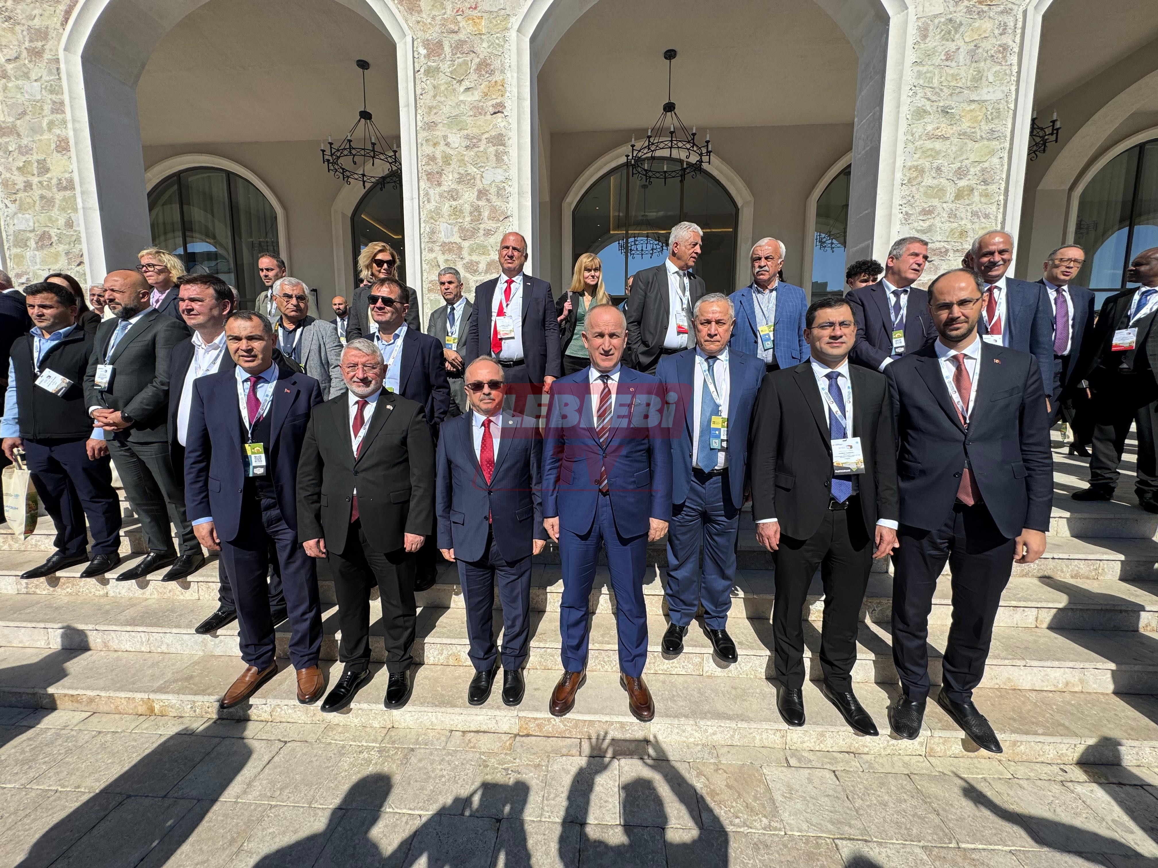 Başkan Aşgın, Azerbaycan’da 3. Ulusal Şehircilik Forumu’na Katıldı (6)