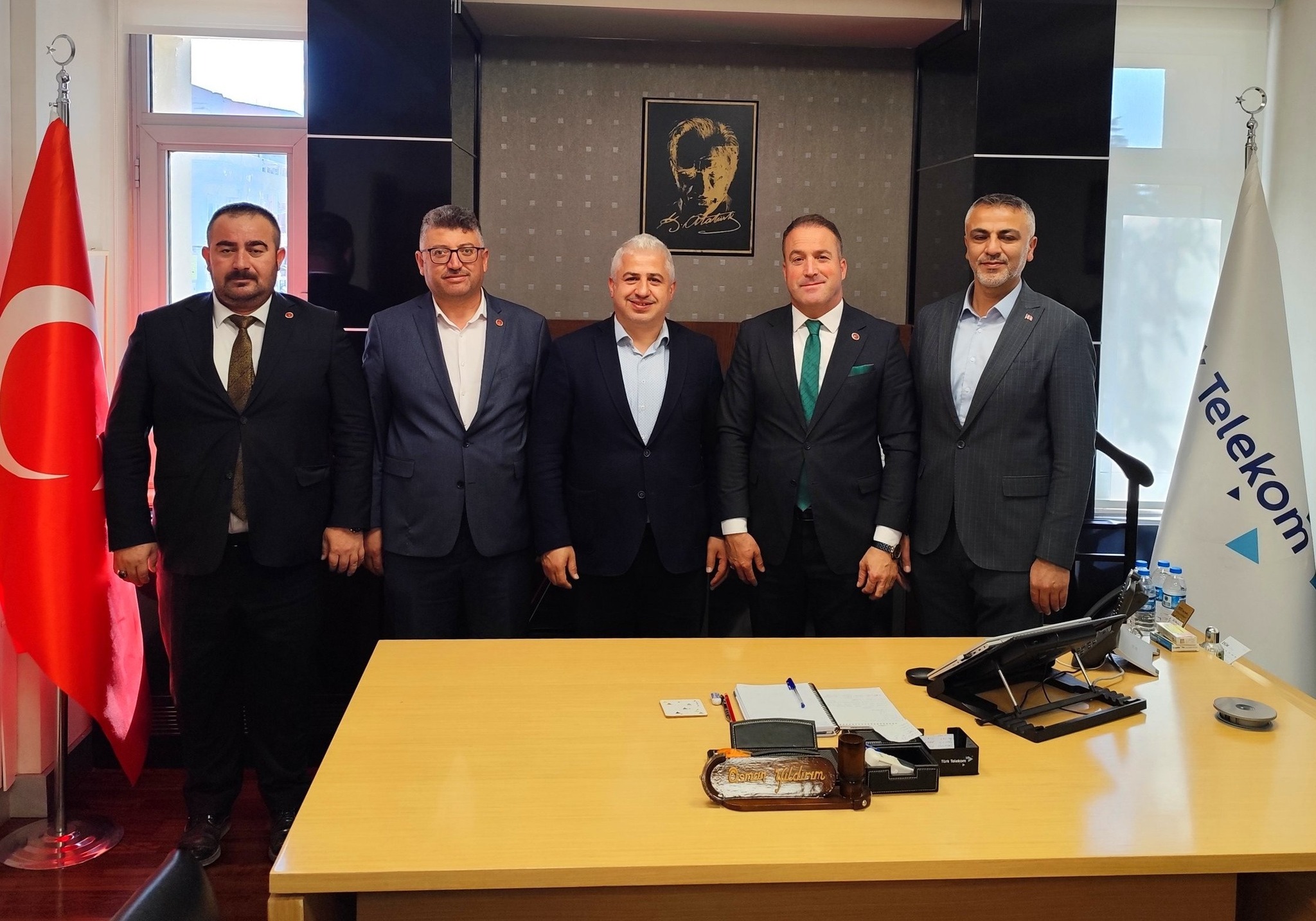 571750451 1330946149042871 1769455284789524286 N