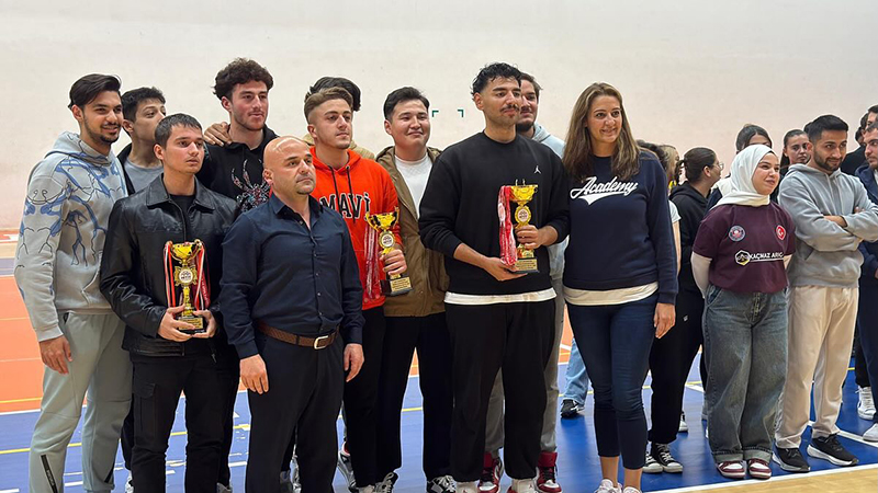 572731298 18133046428467467 1427462646204849957 N