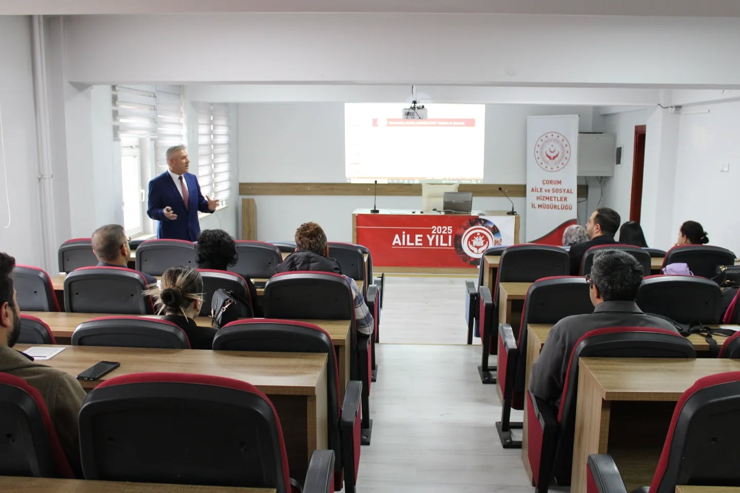 573322897 18334823809238372 3626792002562196815 N