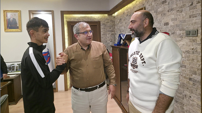 574468691 1965292644016159 5316018084590659928 N