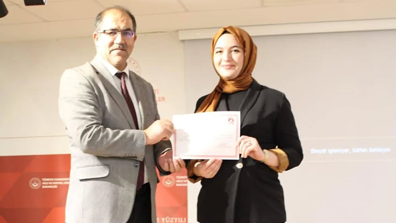 574734938 18335304106238372 8477203372392456302 N