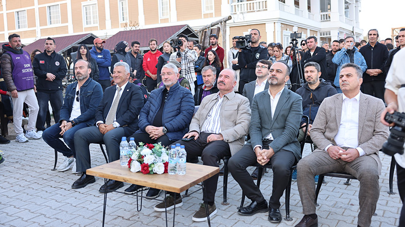 577667570 1237324091764835 3832024958389607175 N