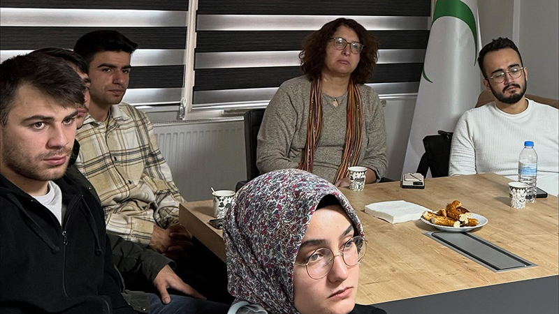 582435722 17912939193238222 9177638141400647090 N