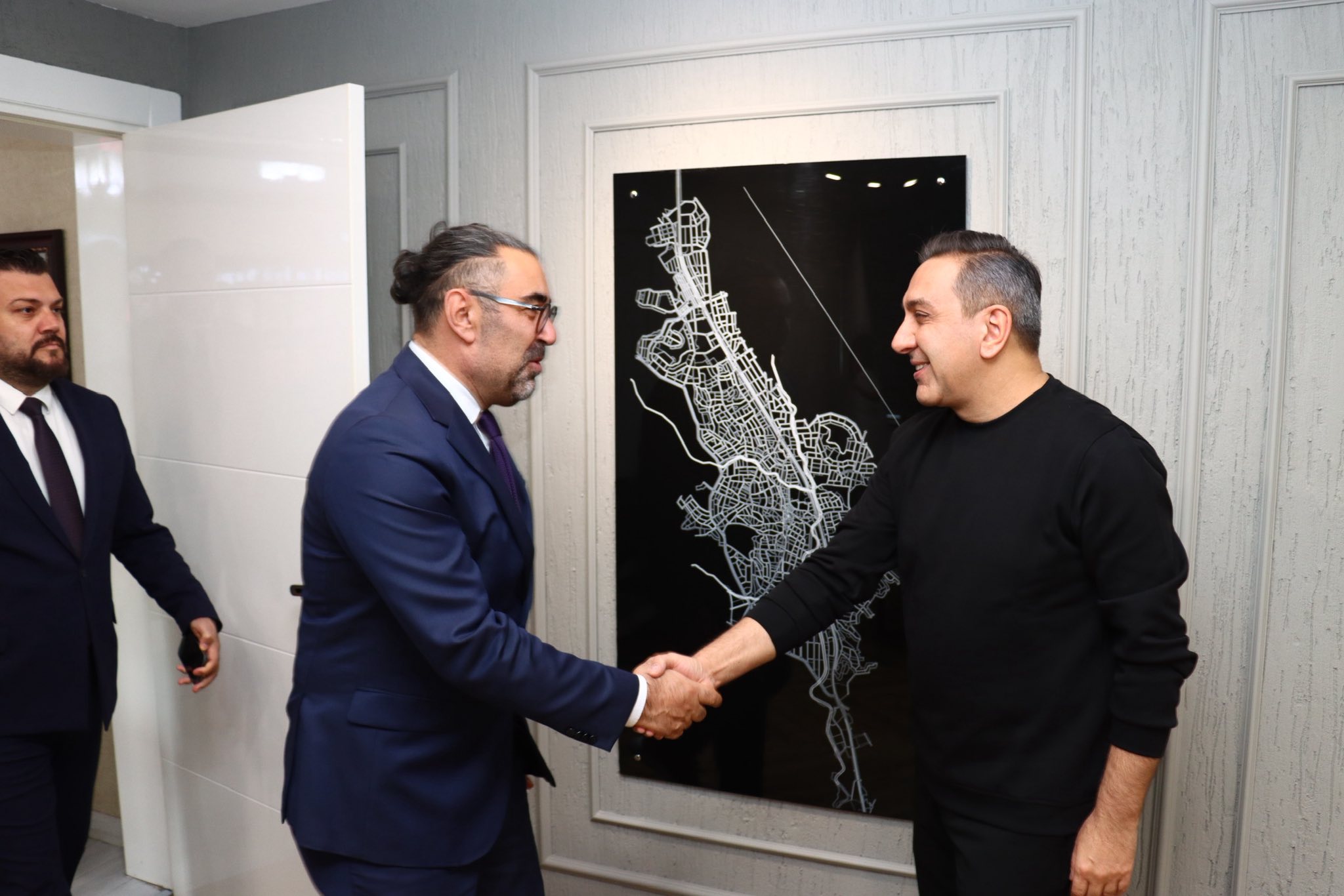 583850361 10163868878558578 2293189880659173336 N