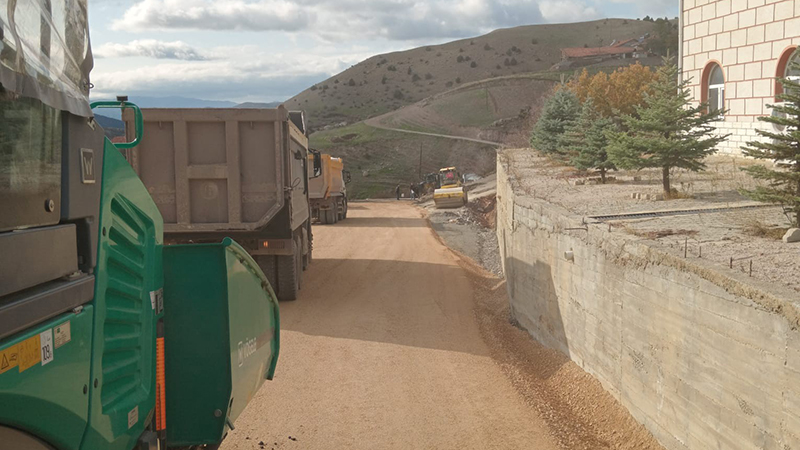 583908624 10238942680446733 5647968067634322748 N