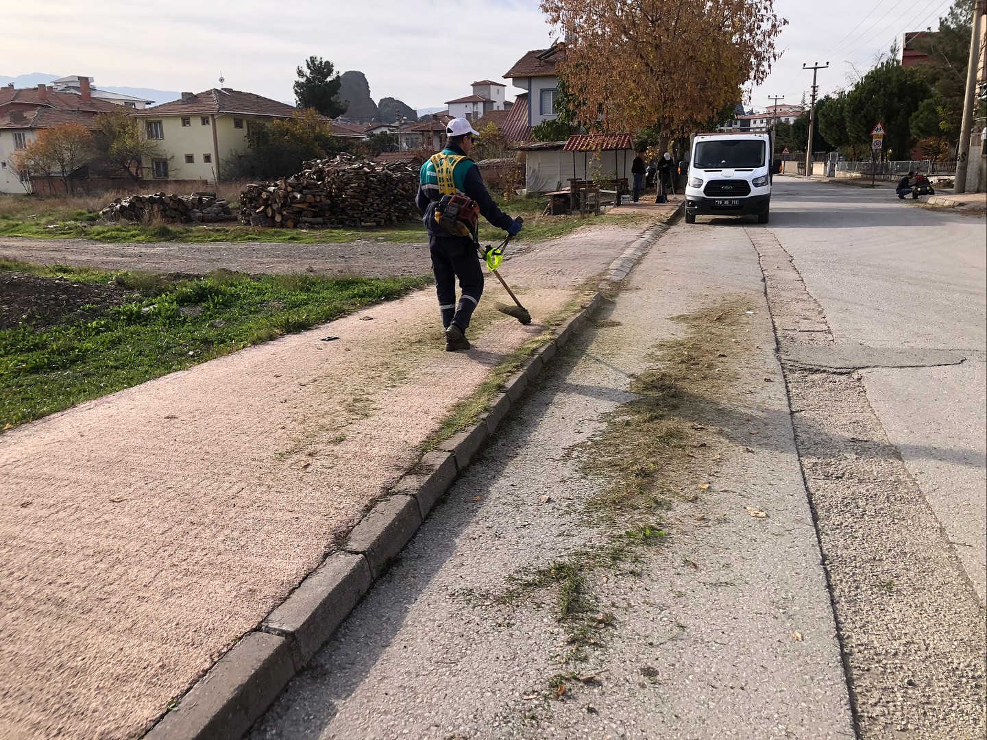 584404001 18432245473109195 4494976034981778427 N