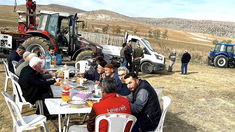 585276349 122145253478726104 5744442262904707784 N