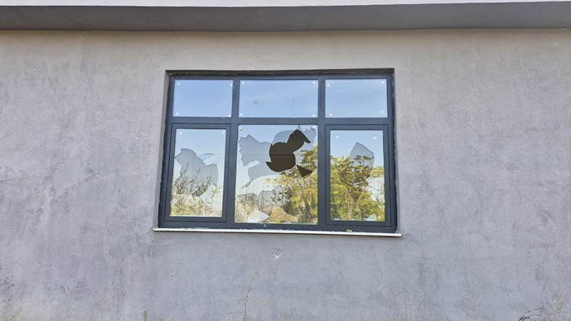 585573889 10242064854225740 4096799359032429800 N