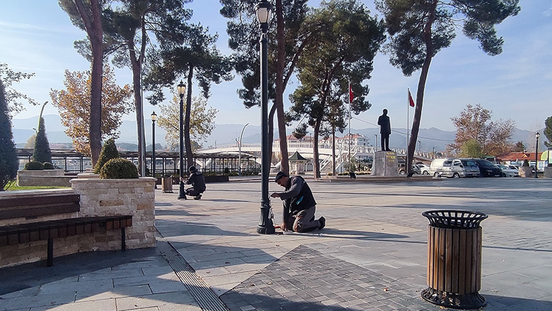 586707799 18432372307109195 6816587477246654854 N