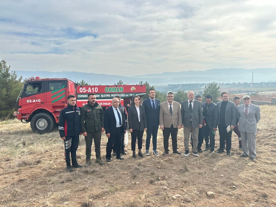 586826415 2270999800074739 3339214555557614837 N