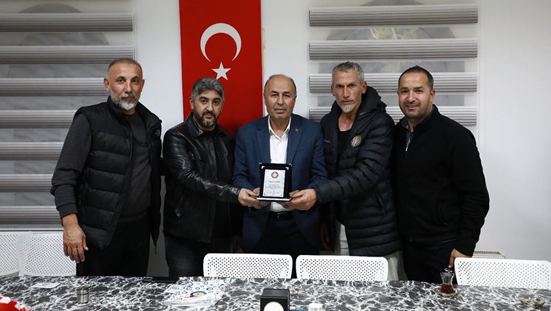 587524978 17931993006128749 6022422726728111390 N