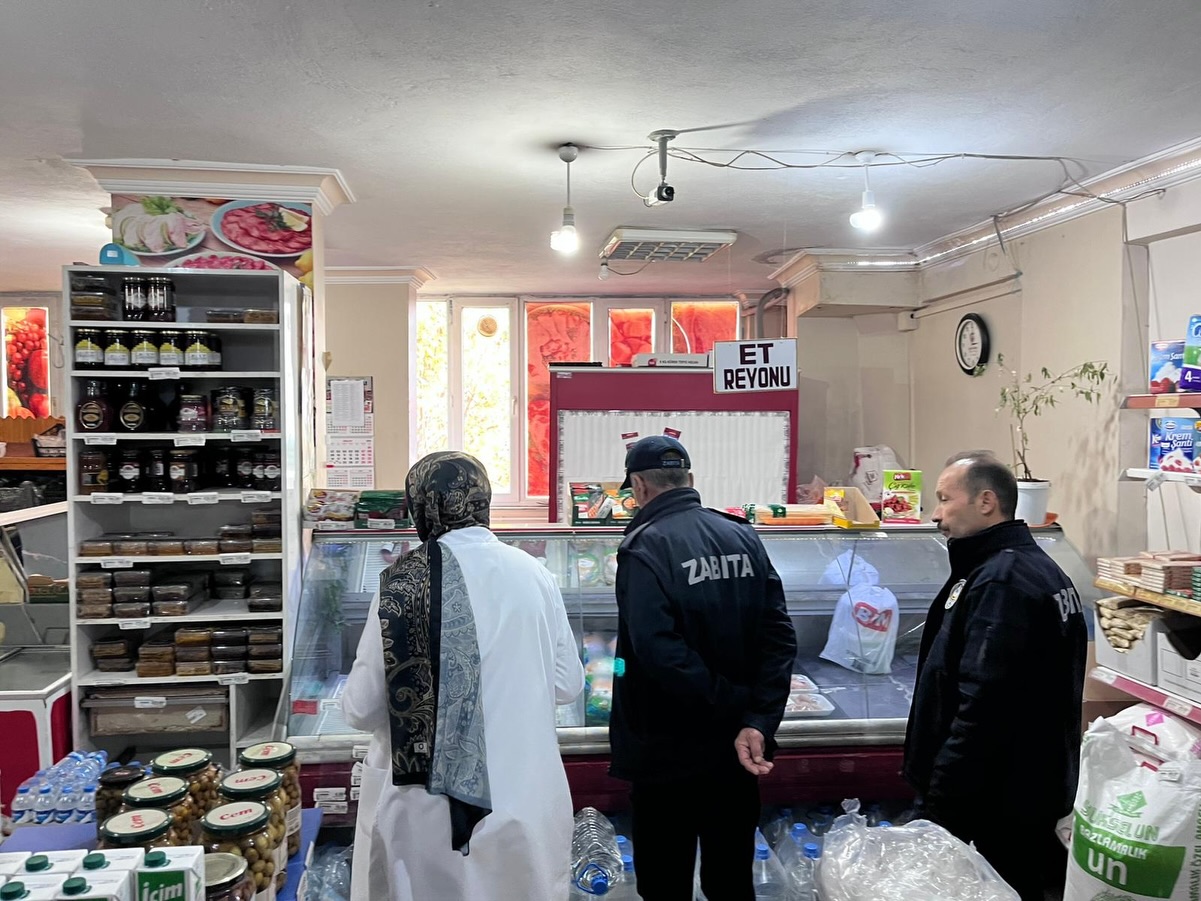 588208809 18085681694050961 3929660030867700671 N