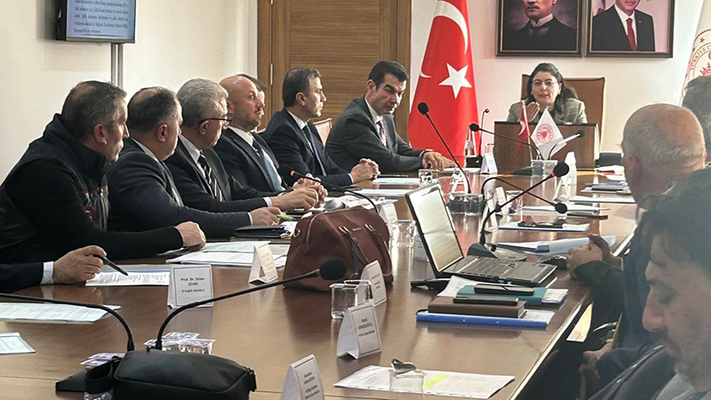 588725282 122212878014108366 6362469588854945255 N