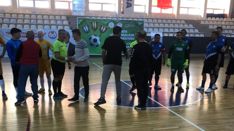 588737134 1279343917562908 1699254992706708224 N