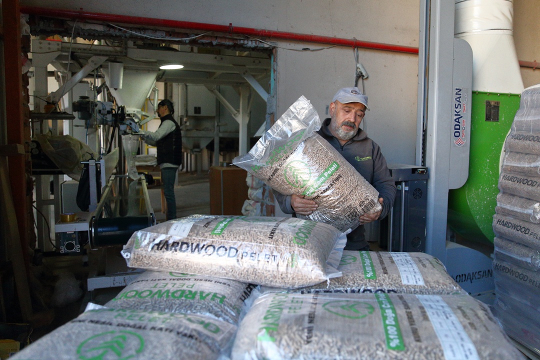 A A 20251106 39630966 39630965 C O R U M D A K A D I N G I R I S I M C I N I N K U R D U G U P E L E T F A B R I K A S I A H S A P A T I K L A R I N I E K O N O M I Y E K A Z A N D I R I Y O R