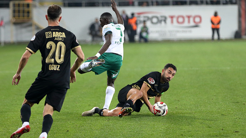 A A 20251109 39663641 39663635 A R C A C O R U M F K A L A G O Z H O L D I N G I G D I R F K