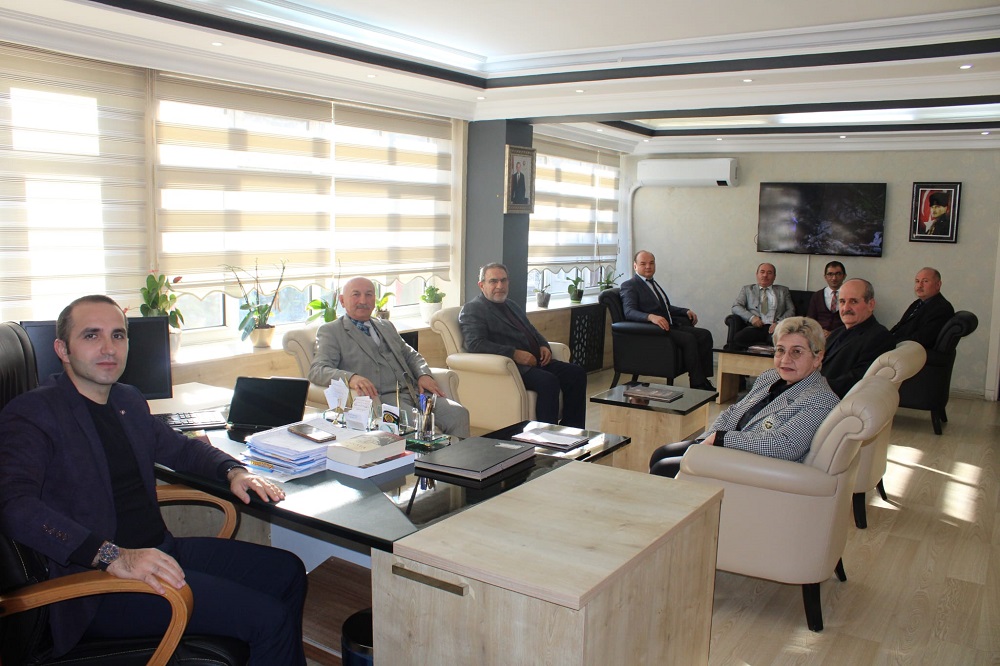 A A 20251118 39738445 39738444 C O R U M U N I S K I L I P I L C E S I N D E H E R K E S Y E N I T C K I M L I K K A R T I A L D I