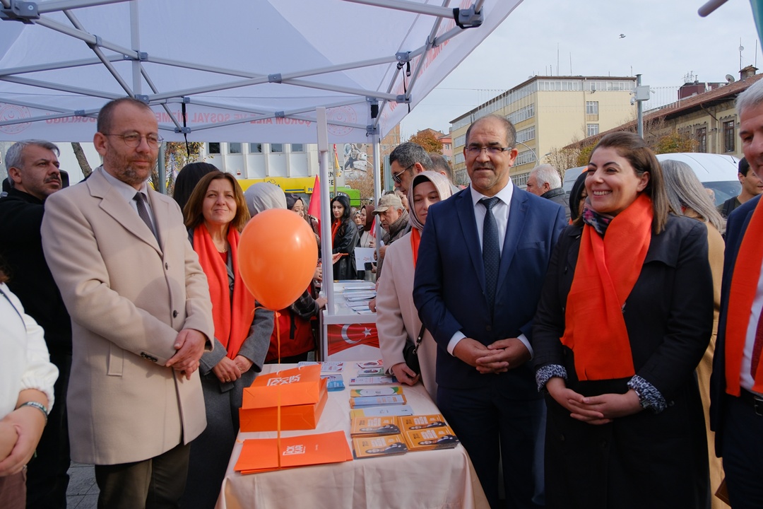 A A 20251125 39800839 39800838 C O R U M D A K A D I N A Y O N E L I K S I D D E T E B I S I K L E T L I K O R T E J I L E D I K K A T C E K I L D I