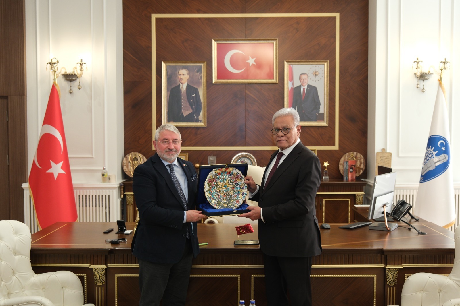 Whatsapp Image 2025 11 18 At 17.24.07 (2)