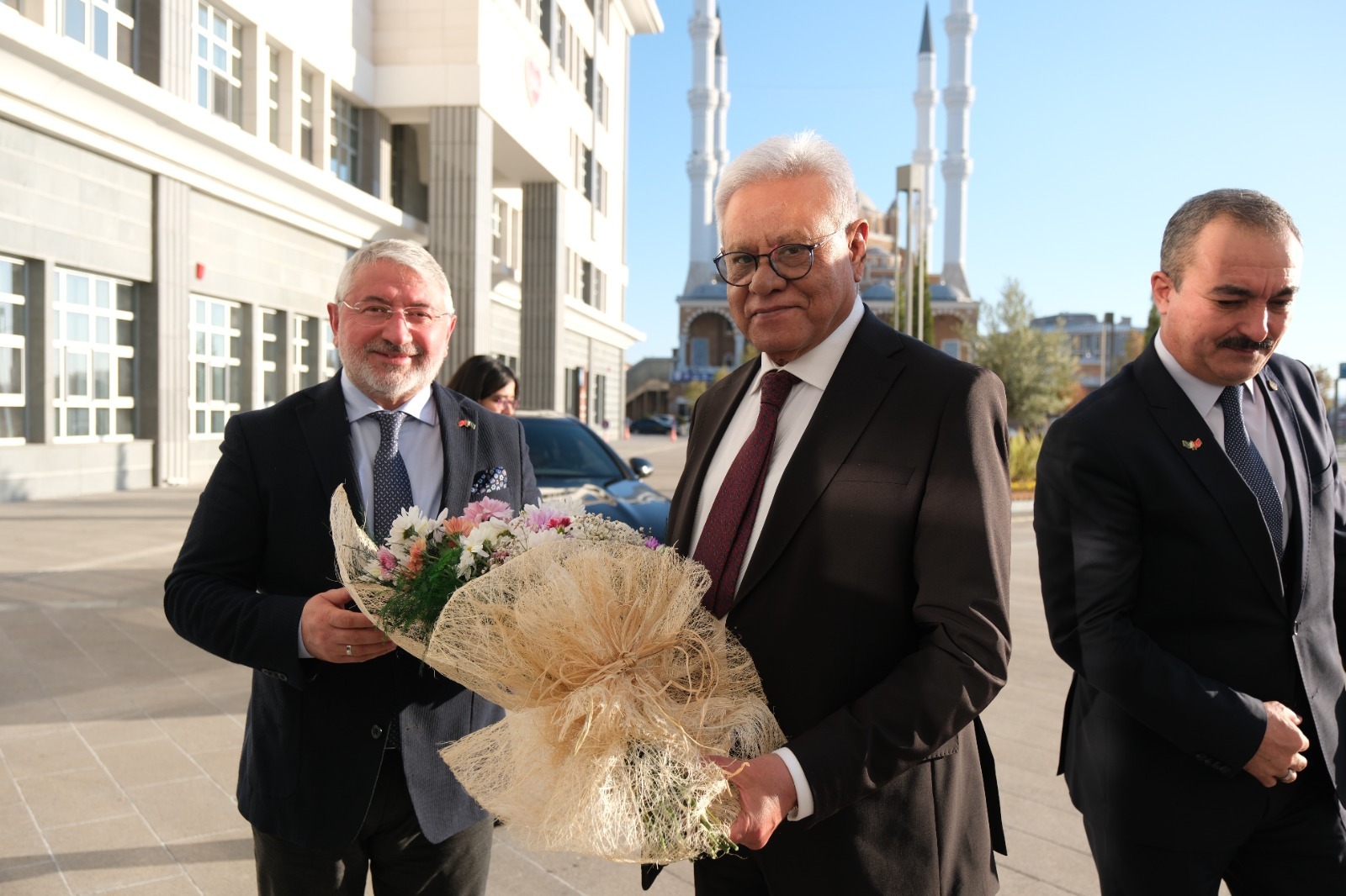 Whatsapp Image 2025 11 18 At 17.24.07