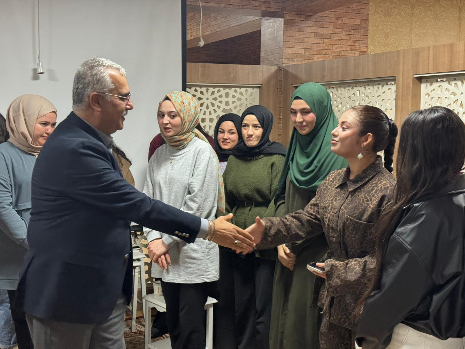 Whatsapp Image 2025 11 28 At 21.37.29 (2)