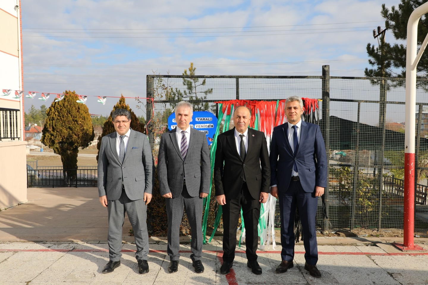 589905640 17932917573128749 2639695258447304440 N