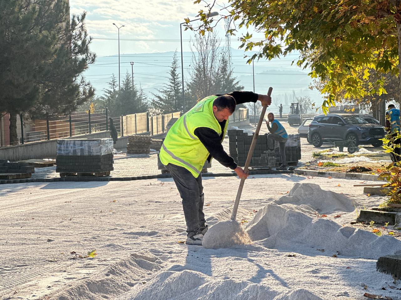 592211919 122231211614264295 2825652623544586255 N