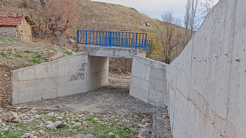 593263153 2034724650654400 3188077946768055669 N